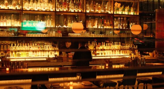 New York City: Speakeasies With Affordable Drinks and Free Entry