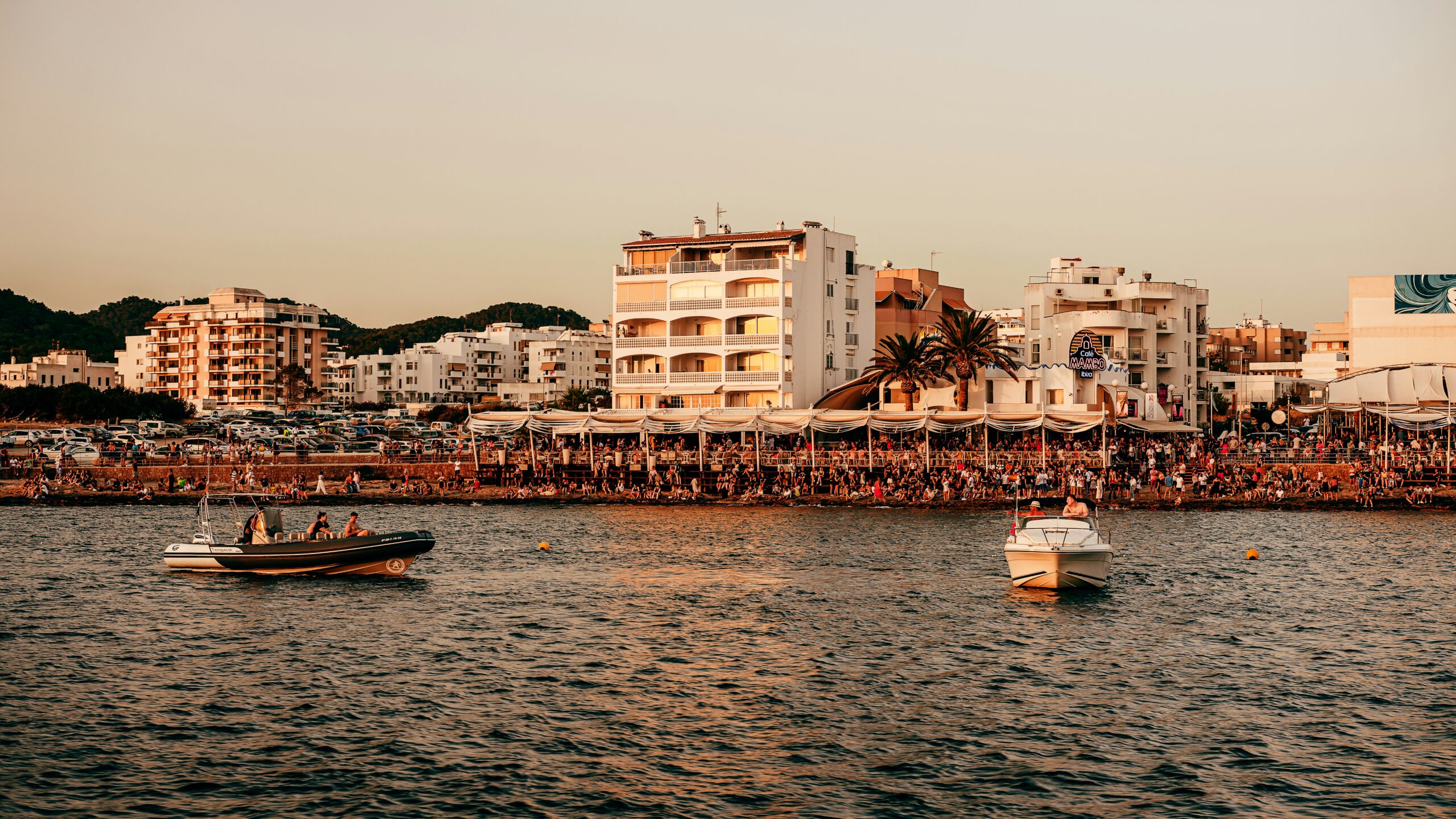 Inside Ibiza’s Party Scene: How to Experience It Without Overspending